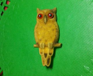 Vintage Glass Eyed Wise Old Owl Velvet On Yellow Celluloid Pin Brooch