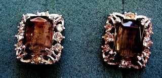 " Celebrity " Black Stone Clip Earrings - Sarah Coventry Jewelry - Sara Cov Vtg