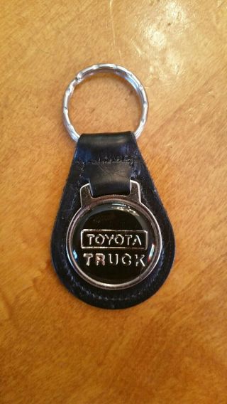 Vintage Toyota Truck Pickup Sr5 Key Chain Ring Stateside