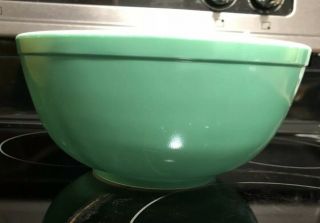 Vintage Pyrex Primary Green Mixing Bowl 8”