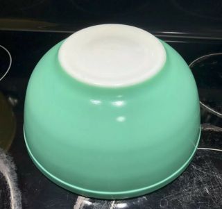Vintage Pyrex Primary Green Mixing Bowl 8” 2