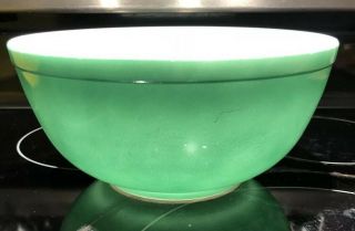 Vintage Pyrex Primary Green Mixing Bowl 8” 5