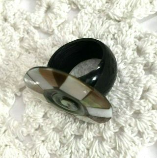 Vtg Mother Of Pearl 70s Shell Ring Black Handmade Koru Statement SIZE 8 3