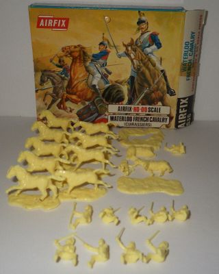 Vintage Airfix (blue Box) " Waterloo French Cavalry " Soldiers 1/72 (1971)