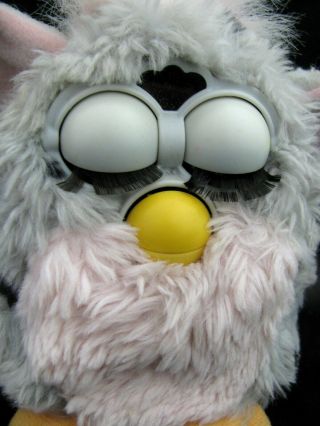 VTG Furby Baby Gray Pink with SpotS 70 - 800 1998 Tiger Electronics 6