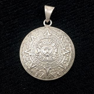 925 Sterling Silver Vintage Mexico Aztec Calendar Design Pendant 16g