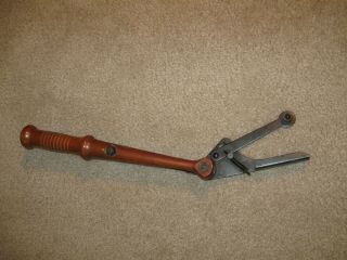 Vintage Remington Automatic Hand Trap Clay Pigeon Thrower