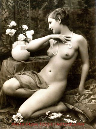 Classic Nude Woman With Pearls 8.  5x11 " Photo Print Vintage B&w Photography Art