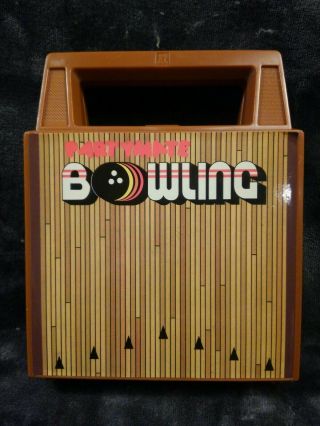 Strolling Bowling Vintage Tomy Game White Knob Wind - Up Toys