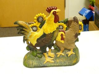 Vintage Cast Iron Rooster & Hen Door Stop 7.  " Tall 8.  5 " Wide Age Unknown Vguc