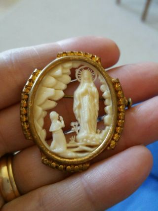 Unusual French Vintage Cut Out Celluloid Cameo Brooch Religious Scene