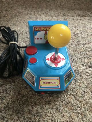 Vintage Namco Plug And Play Jakks Ms Pac - Man 5 In 1 Tv Video Game 2004