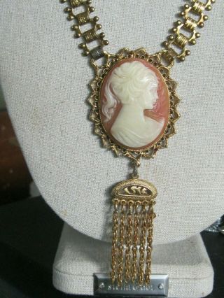 Vintage Stunning Gold Tone Cameo Necklace With Pendant Signed: Ljm