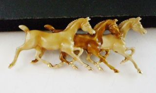 Sweet Vintage 3 Horses In A Row Pin Brooch In Brown & Tan Enamel