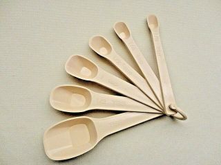 Vintage Rare Measuring Spoons By Tailor Made - Elroy,  Wi - Ring Set Of 6