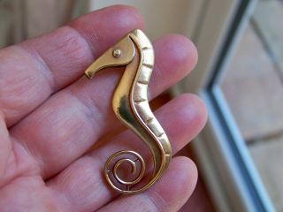 Vintage Artisan Jewellery Hand Crafted Gold Marine Seahorse Brooch Shawl Pin