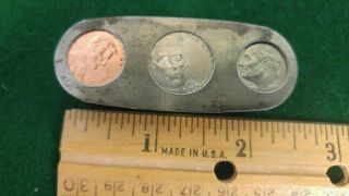 Vintage Novitas Sales Compny Metal Coin Change Holder Dispenser