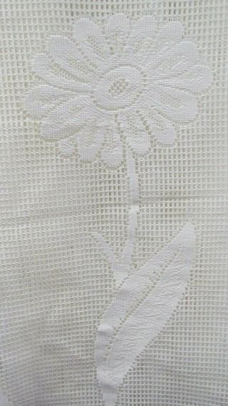 Daisy Flower Lace Sheer Tier (4) Panels each 9.  25 wide x 28.  50 long Window VTG 2