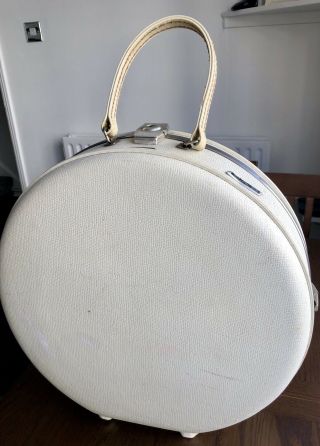 American Tourister White Round Vintage Suitcase Hand Luggage Satc Carrie Bag 60s
