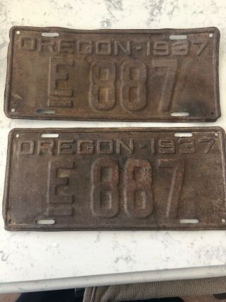 Vintage Oregon Lisence Plates With 1937 Tag (e 887)