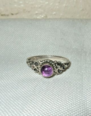 Vintage 925 Sterling Silver Ring With A Purple Amethyst Cabbochon Size 7