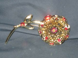 Vintage SARAH COVENTRY Gold - Tone Metal Red A/B Rhinestone Flower Pin Earrings 2