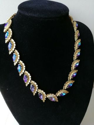 Vintage Jewellery Goldtone And Blue Purple Glass Possible Trifari Necklace