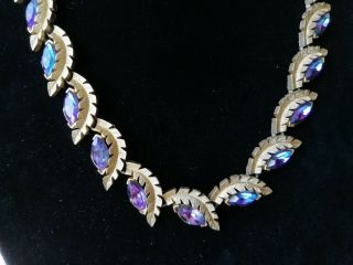 Vintage jewellery goldtone and blue purple glass possible Trifari necklace 3