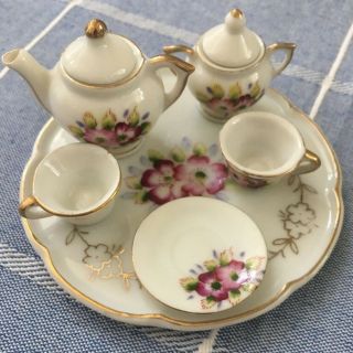 Vtg Mini Doll Child China Tea Set 8 Piece Cup Saucer Teapot Sugar Plate
