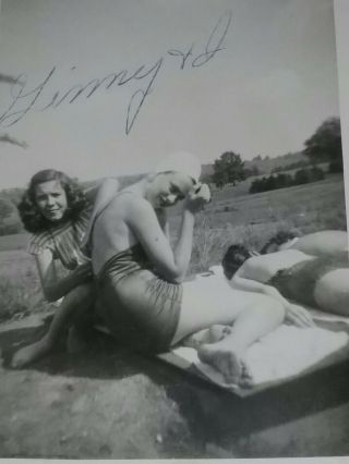 Vintage Snapshot Photo 4 Women In Swim Suits 1947 Risque Sun Bathing