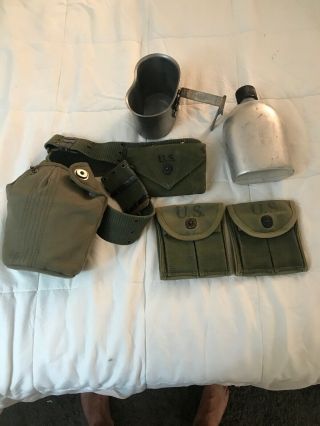 Vintage Us Army Canteen,  Cup,  Belt,  And Pouches