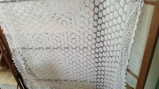 Large Vintage Heavy Cotton Lace Throw,  Bed Cover With Lace Trim - Very Pretty.