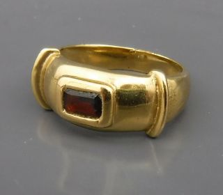 Vintage Gold Coloured Ring W Amber Style Stone Feature - Size P