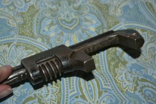 Vintage 9 IN AUTO Adjustable Monkey Pipe Wrench 28 5