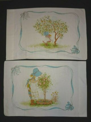 2 Holly Hobbie Pillow Cases VTG 1976 American Greetings Garden Flower Tree Swing 2