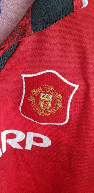 Retro Vintage Manchester United 94 - 95 Home Shirt Sharp Umbro Large Boys 3