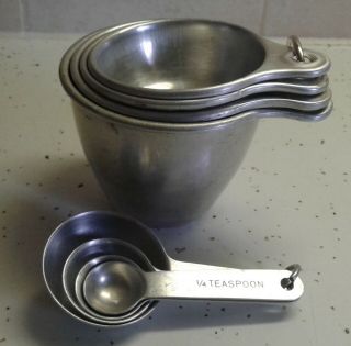 Vintage Ekco Measure Cups And Spoons