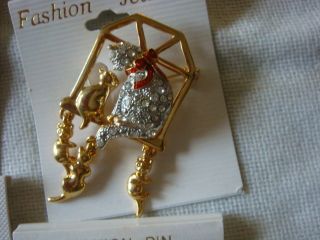 VINTAGE FASHION JEWELRY,  RHINESTONE BROOCHES (, CATS & TOAD 2