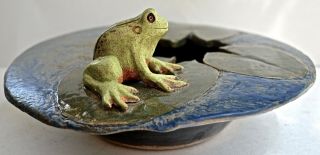 Vtg Frog Art Pottery Flower Frog Planter Hand Crafted & Signed