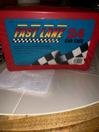 Vintage 1990 Hot Wheels Matchbox 1:64 Scale Fast Lane 24 Car Case