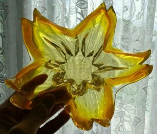 VINTAGE 1960 ' s MURANO VENETIAN GOLDEN YELLOW ART GLASS FLOWER BOWL 2