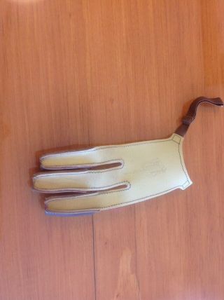 Vintage Shakespeare Archery Shooting Glove Leather Finger Tips