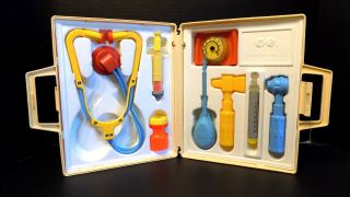 1977 Vintage Fisher Price Toys Doctor / Nurse Medical Kit Complete W/ Case 936