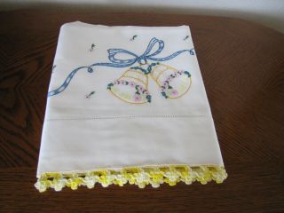 Vintage Single Pillowcase Embroidered Crocheted Garland Of Aster Bells Exquisite 3