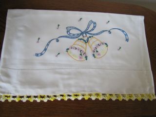 Vintage Single Pillowcase Embroidered Crocheted Garland Of Aster Bells Exquisite 4