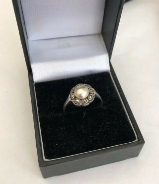 Vintage Jewellery 925 Sterling Silver Marcasite & Pearl Ring - Size O 5