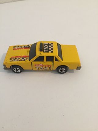 Vintage 1983 Hot Wheels Crack Ups Yellow Taxi Cab And 1977 Star Taxi Police Car 2