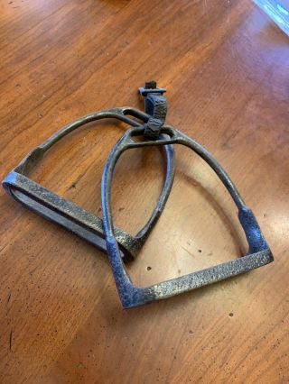 Vintage Cast Iron Metal Stirrups