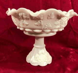 Westmoreland Vntg Footed Milkglass Grape Design Compote/fruit Dish,  8 " H X 10 " W