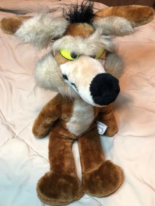 Warner Bros Vintage Wile.  E.  Coyote 18 Inch Plush 1657 From Mighty Star 1990